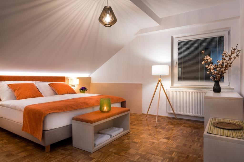 Hotel Gostilna Vovko Novo Mesto Exterior foto