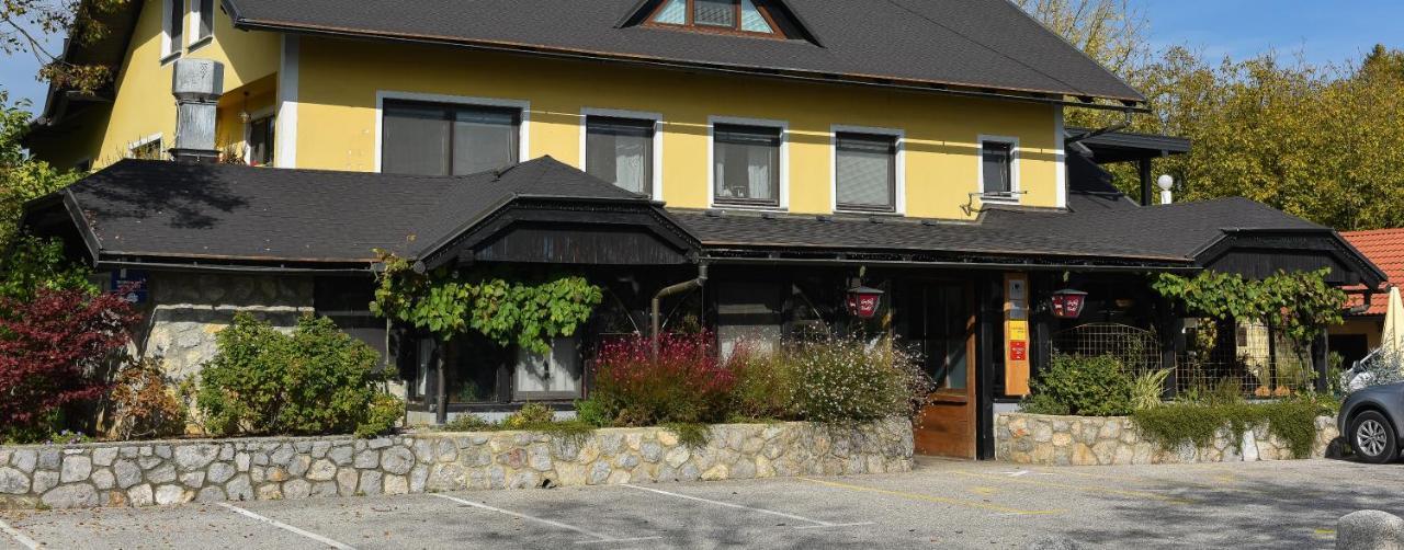 Hotel Gostilna Vovko Novo Mesto Exterior foto
